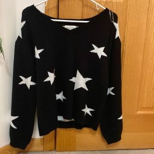 STAR BLACK SWEATER